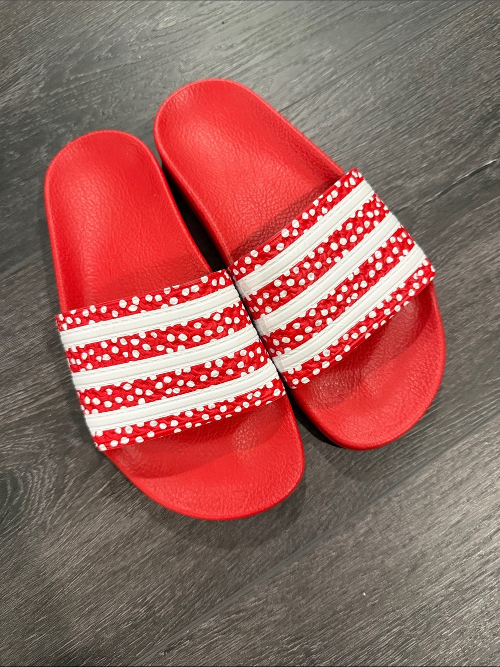 Like New! Adidas Originals Women’s Adilette Slide - Polka Dot/Vivid Red